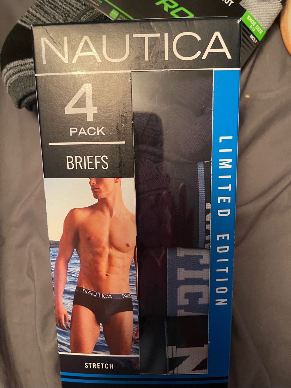 New  Men’s Black & Navy 4-Pack Briefs